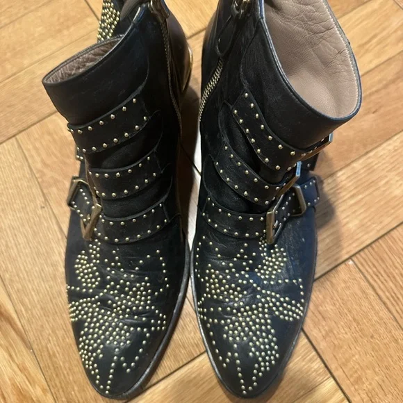 Chloe Susanna Studded Leather Ankle Boots - Picture 3 of 6